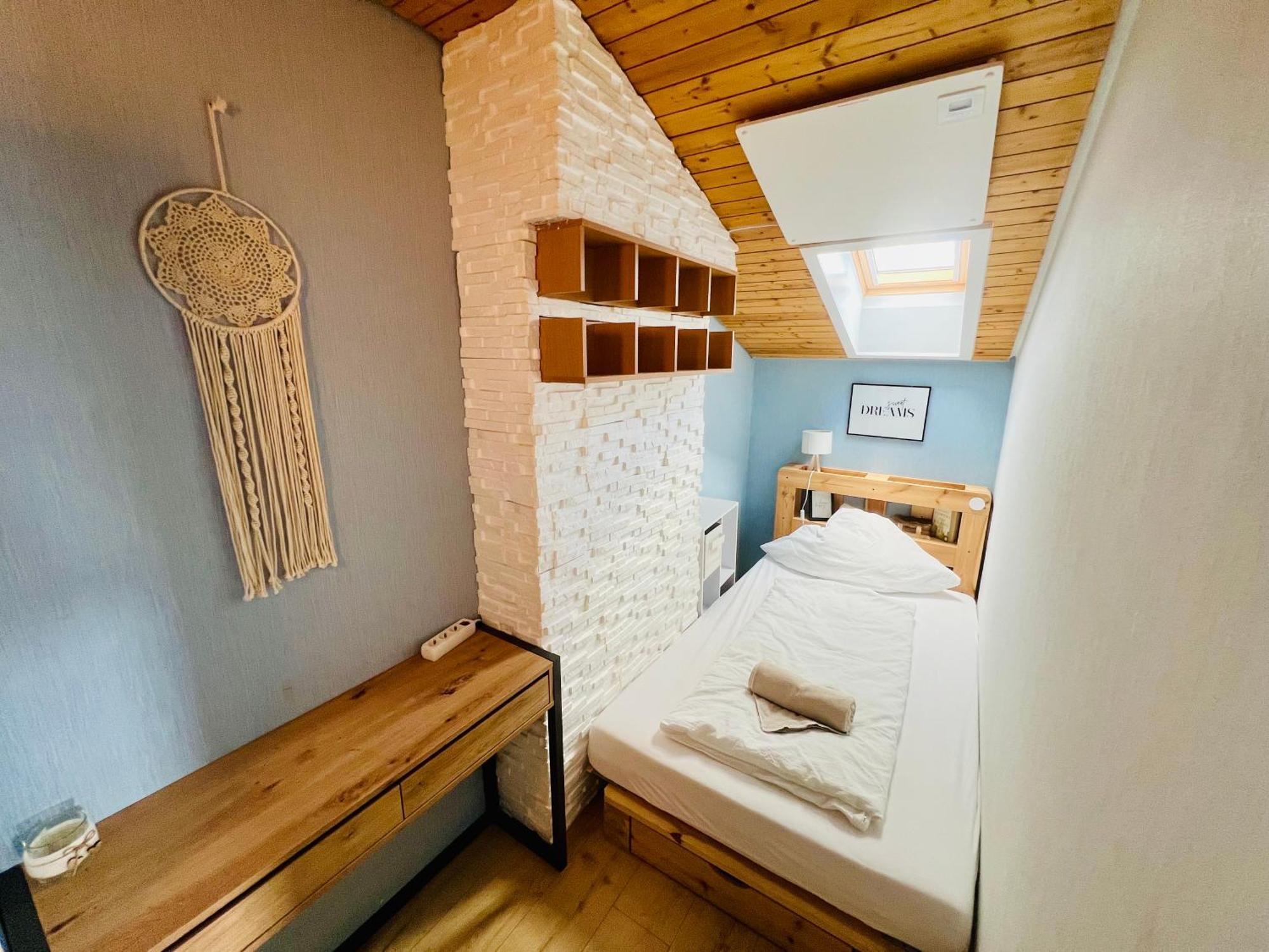 Mitten Im Schwarzwald Mit Infrarot-Sauna Und Garagenparkplatz Schönwalde Exterior foto